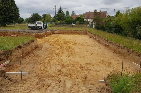 Terrassement de terrain avant construction de maison Châtellerault